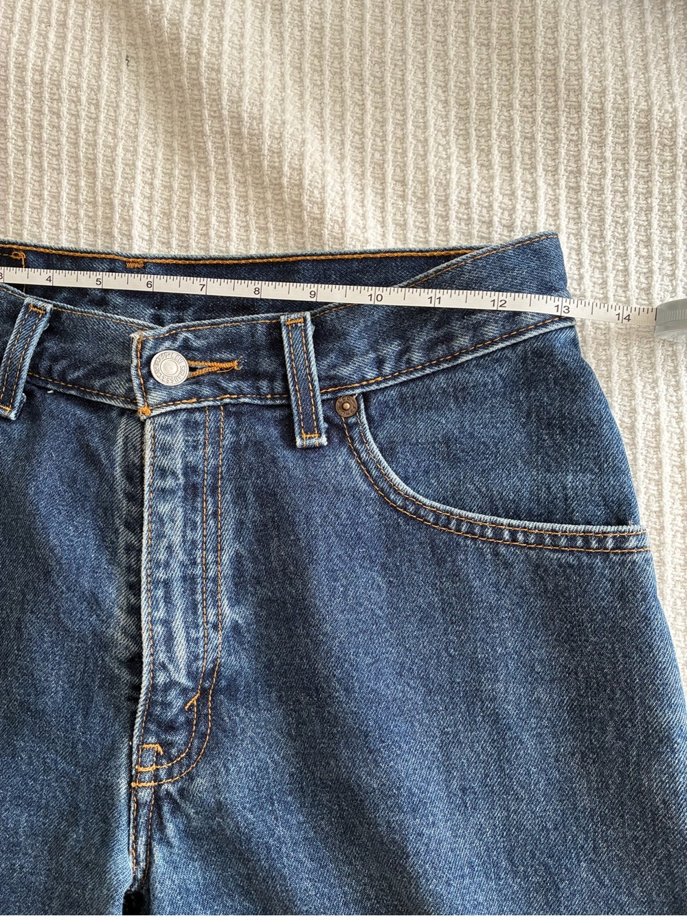 VTG High-Rise Dark Blue Denim Levi’s - Picture 5 of 6